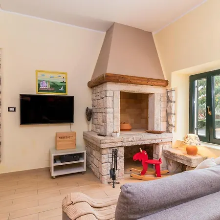 Feriehus Holiday Casa Luigia *