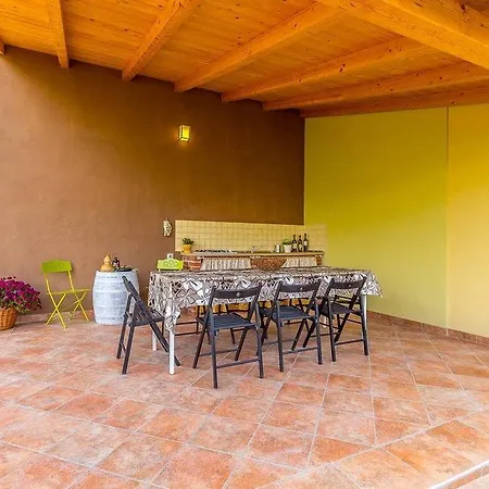 Casa Luigia Holiday home