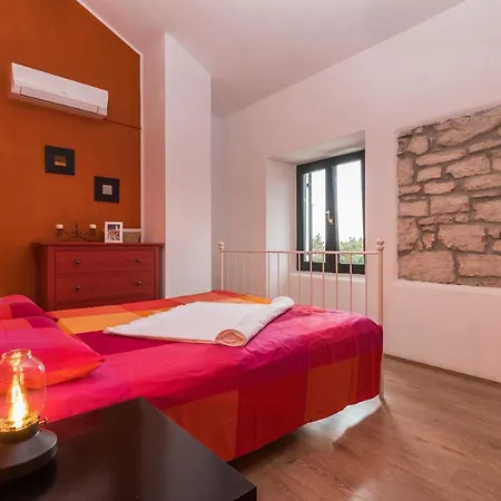 Casa Luigia Holiday home *